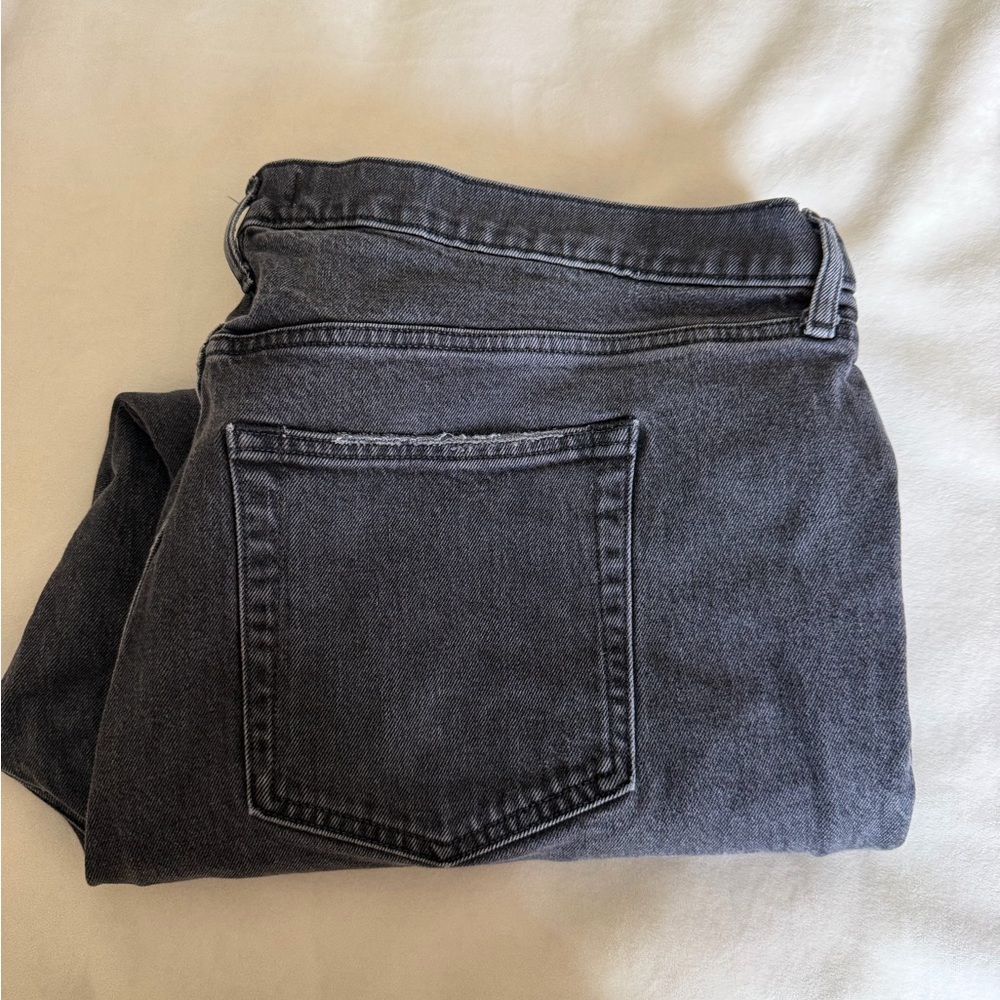 Abercrombie & Fitch 90s Straight Ultra High Rise (SHORT)